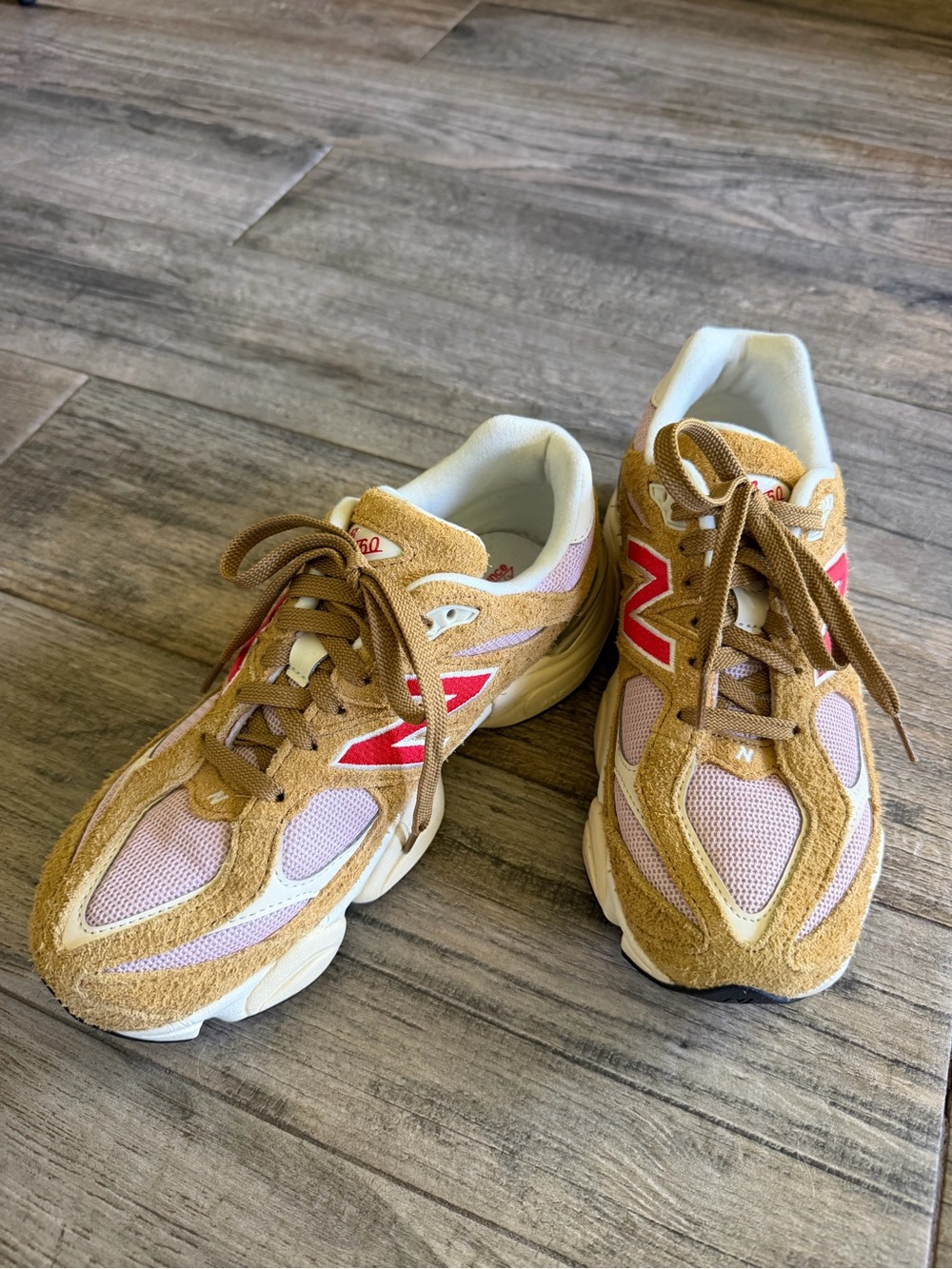 New Balance Pink & Tan Suede Running Sneakers - Size 6 - Fit Women 7-7.5